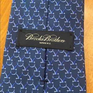 Brooks Brothers tie